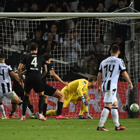 PAOK erzielt den Siegtreffer in der Nachspielzeit