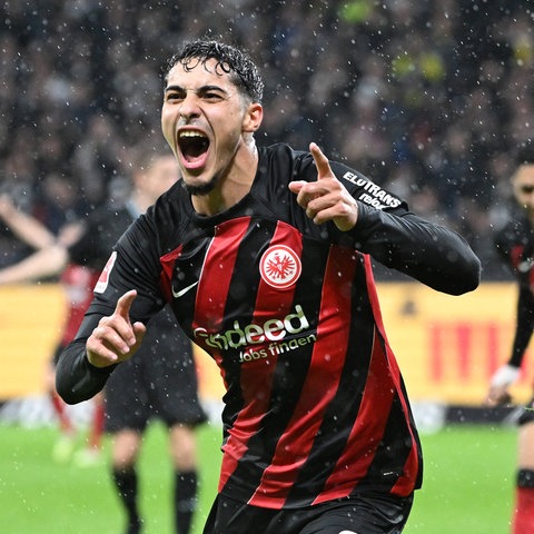 Fares Chaibi von Eintracht Frankfurt jubelt