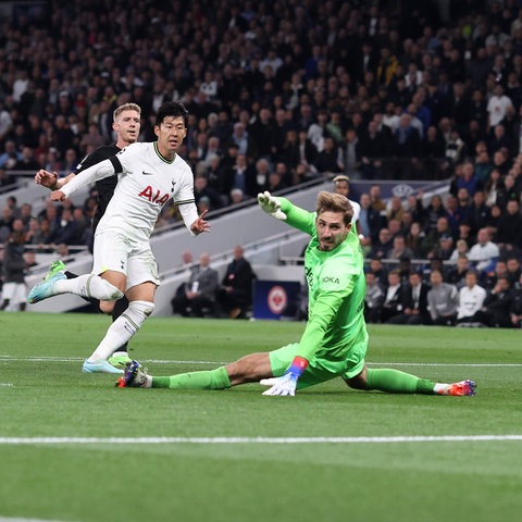 Son von Tottenham trifft gegen Trapp und Eintracht Frankfurt