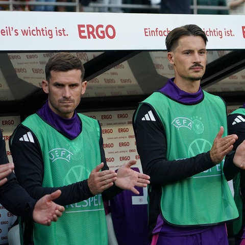 Pascal Groß und Robin Koch (rechts).