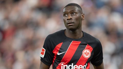 Eintracht-Stürmer Randal Kolo Muani steht bei PSG auf der Liste.