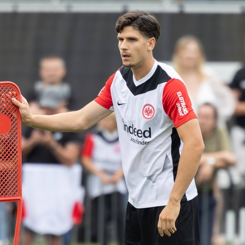 Igor Matanovic im Training der Eintracht.