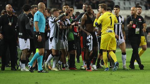 Eintracht Frankfurt PAOK Kevin Trapp