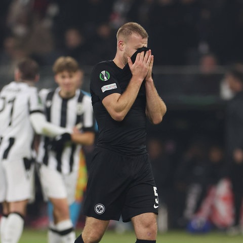 Enttäuschung bei Hrvoje Smolcic nach dem Spiel gegen PAOK