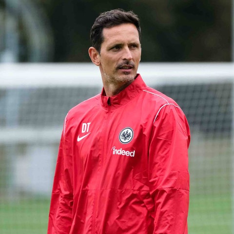 Eintracht-Trainer Dino Toppmöller